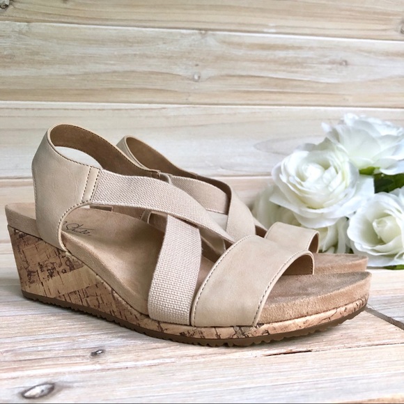 lifestride mexico wedge sandal